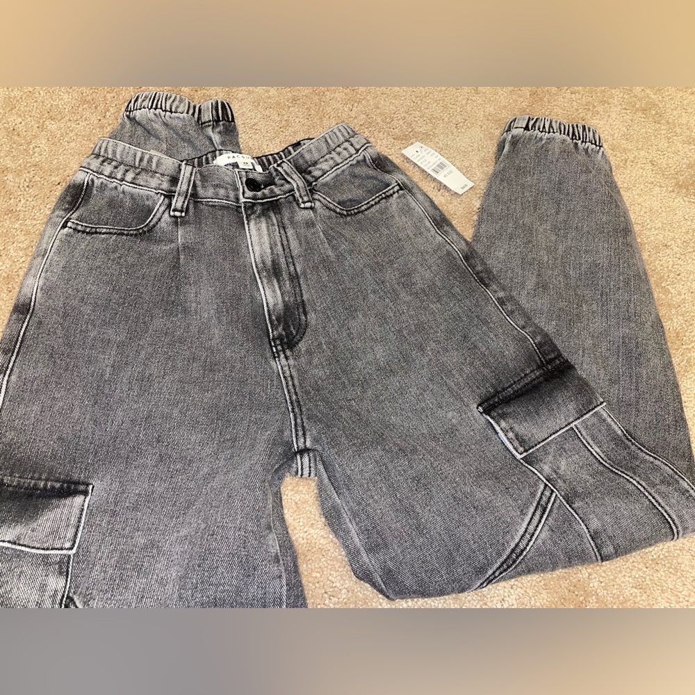 Pacsun Gray Cargo Jeans/joggers
